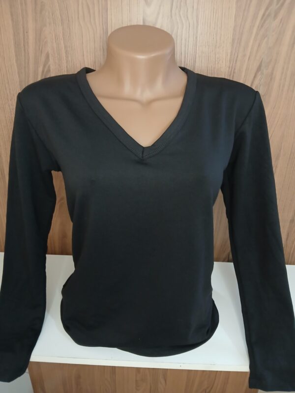 BLUSA DE MOLETINHO MANGA LONGA