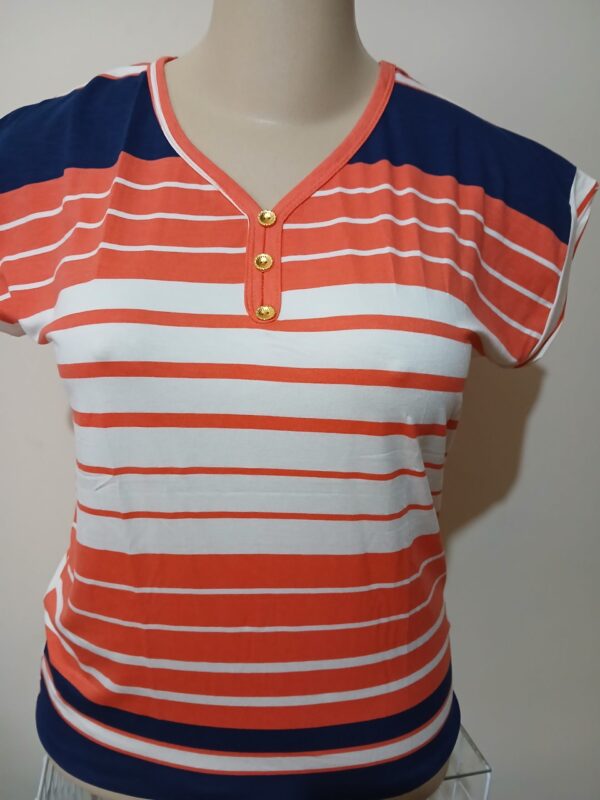 BLUSA LISTRADA 3 BOTÕES - Imagem 3