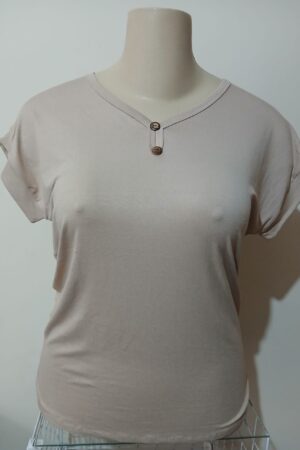 BLUSA LISA COM 2 BOTÕES