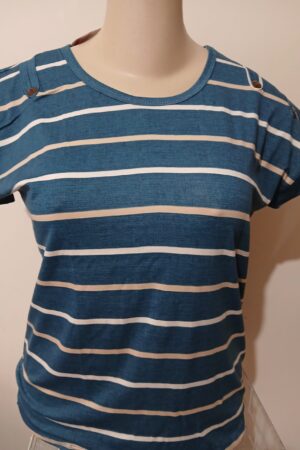 BLUSA STONADA COM BOTÕES NO OMBRO