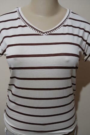 BLUSA LISTRADA DECOTE COM RENDA