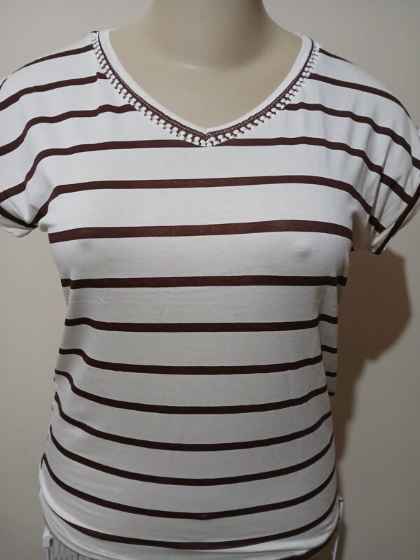 BLUSA LISTRADA DECOTE COM RENDA - Imagem 3
